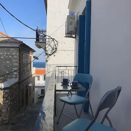 Vintage House Apartment Skopelos Town Exterior photo
